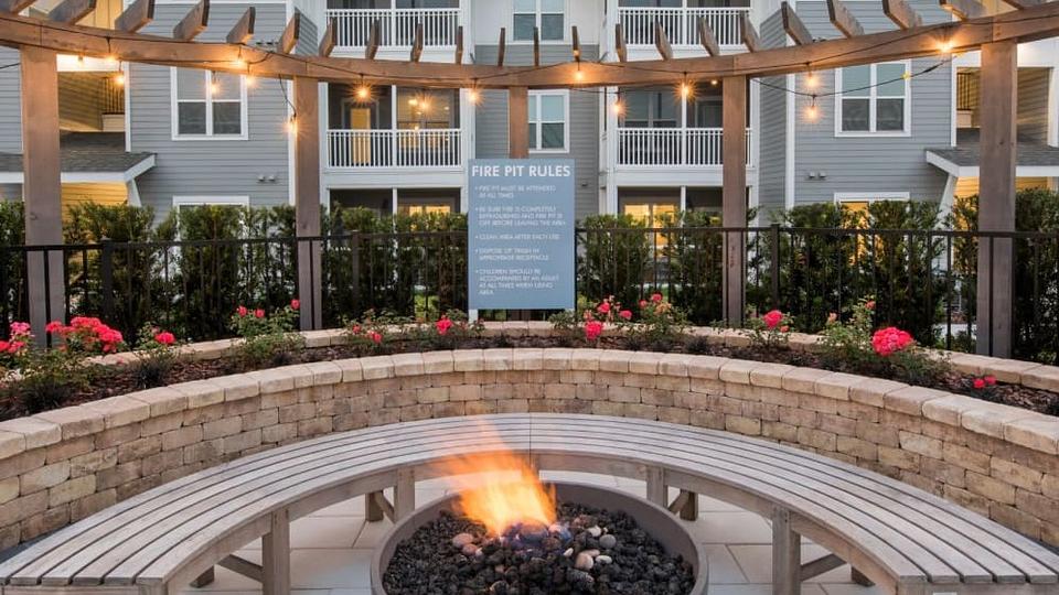 3 Apartments for Rent at The Elysian in Jacksonville, FL